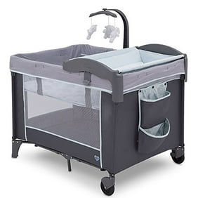 graco bedroom bassinet graco pack n play quick connect portable napper deluxe with bassinet albie graco bedroom bassinet graco pack n play quick connect portable napper deluxe with bassinet albie